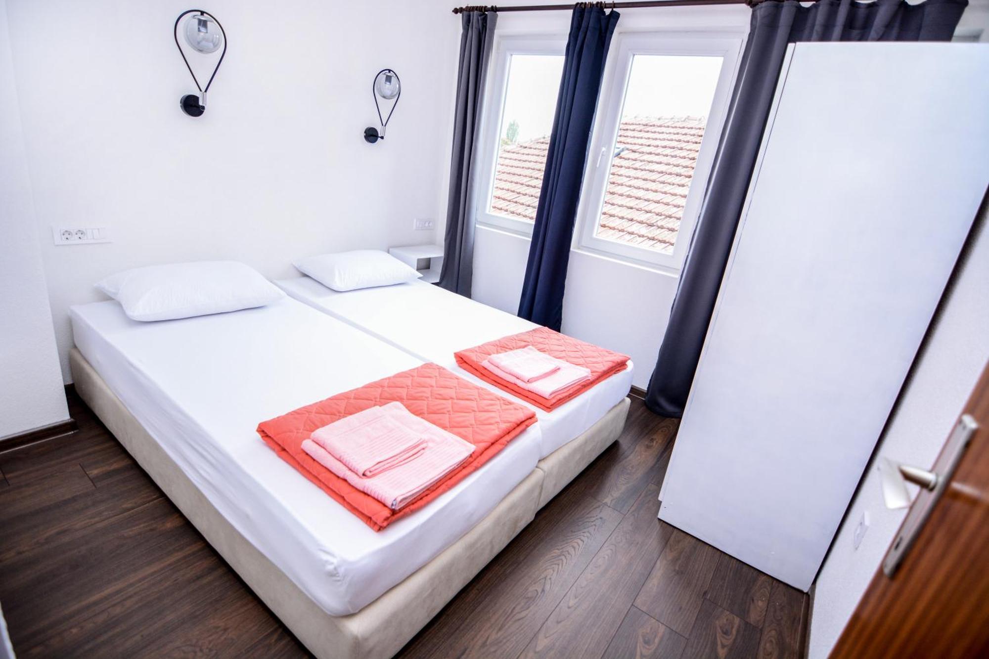 B&B Apartments Ohrid Extérieur photo
